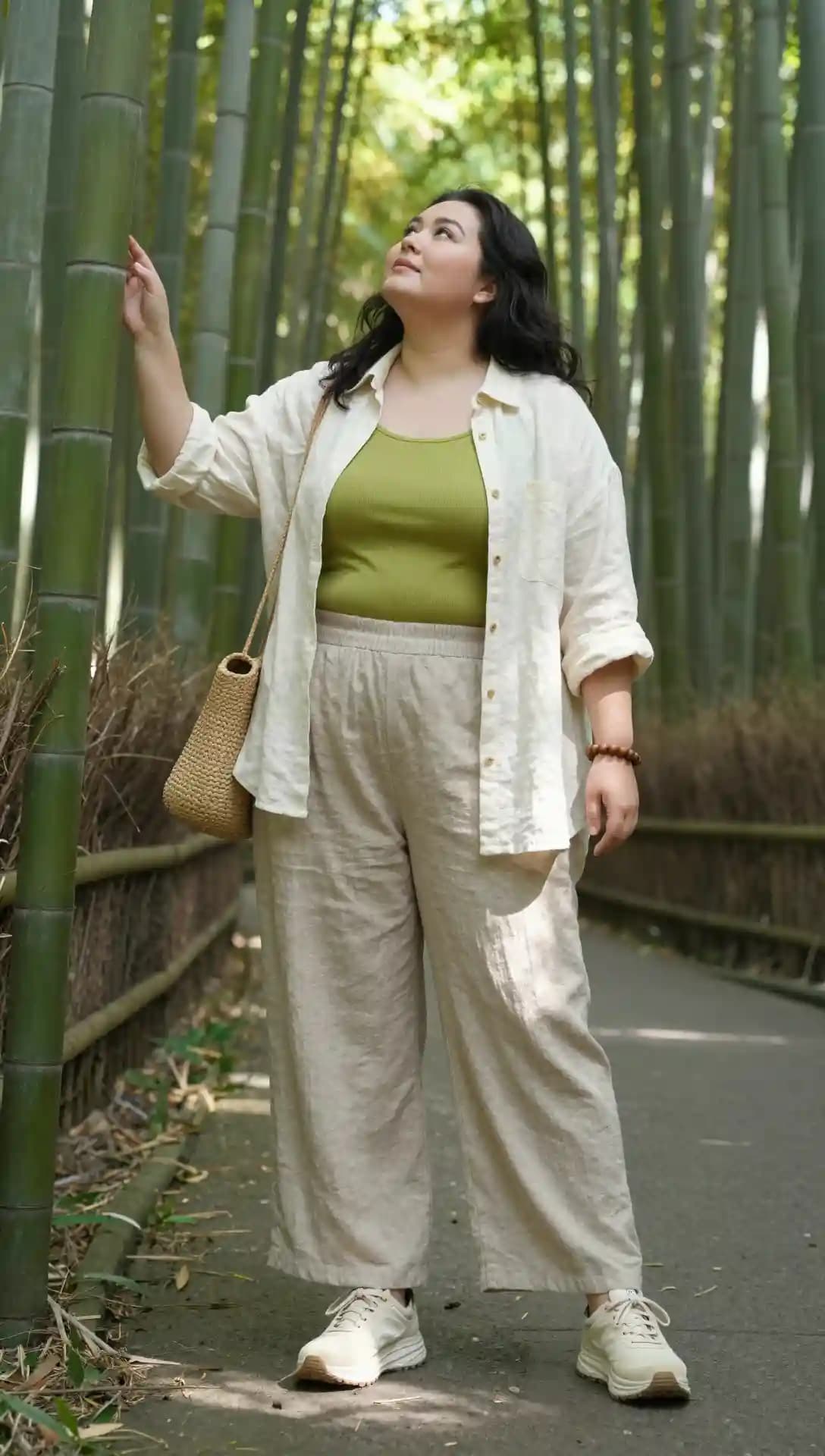 23 Plus Size Japan Travel Outfits (2026) | Comfortable Sightseeing, Tokyo Streetwear & Culturally Respectful Looks