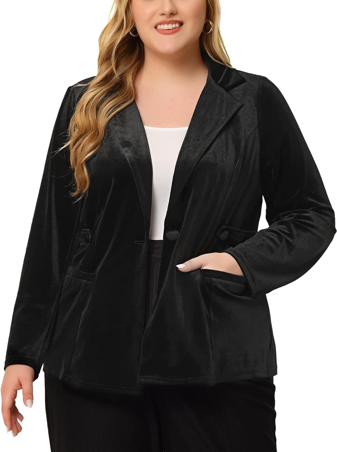 Black plus-size velvet blazer — 1X–4X