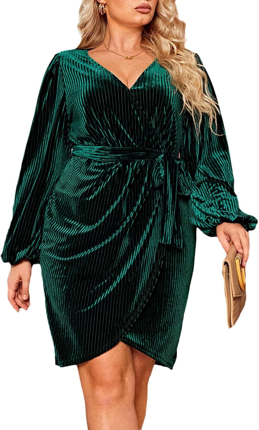 Emerald-green plus-size velvet dress — up to 4X
